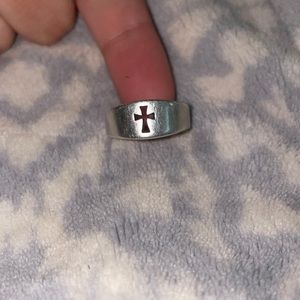 Narrow Crosslet Ring